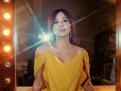 8 Gaya Brisia Jodie yang Viral Ngaku Kena Karma Karena Pacari Eks Marion Jola