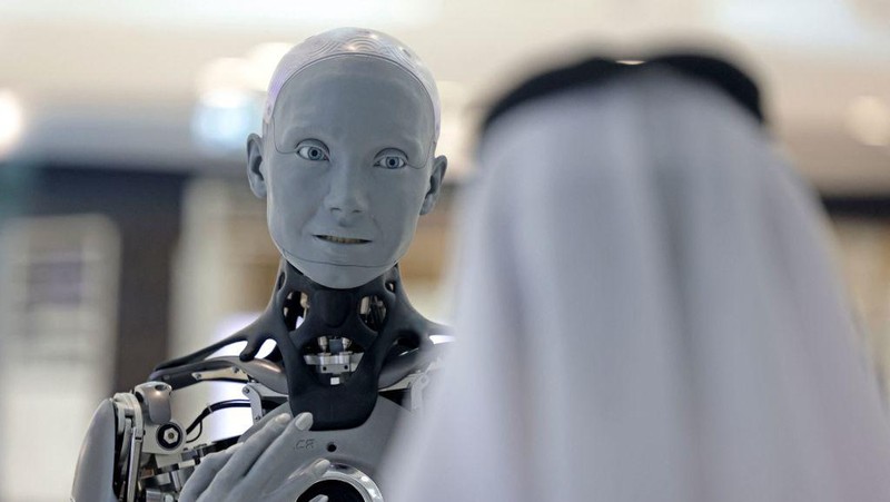 The Ameca humanoid robot greets visitors at Dubai's Museum of the Future, on October 11, 2022. (Photo by Karim SAHIB / AFP) (Photo by KARIM SAHIB/AFP via Getty Images)