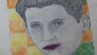 Seorang pria membeli sketsa seharga US$ 5. Ketika mem-reframing foto-foto itu, ia menemukan tanda tangan Andy Warhol. Setelah dinilai, ternyata sketsa itu bisa bernilai sekitar US$ 2 juta.