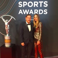 Ilary Blasi yang merupakan model Italia itu membawa kabur jam Rolex Francesco Totti. Mantan pemain bola 46 tahun itu tidak terima dan menuntut agar jam tangan mewahnya itu segera dikembalikan. Foto: dok. Instagram