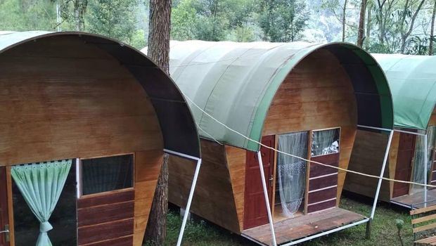 Glamping di Malang