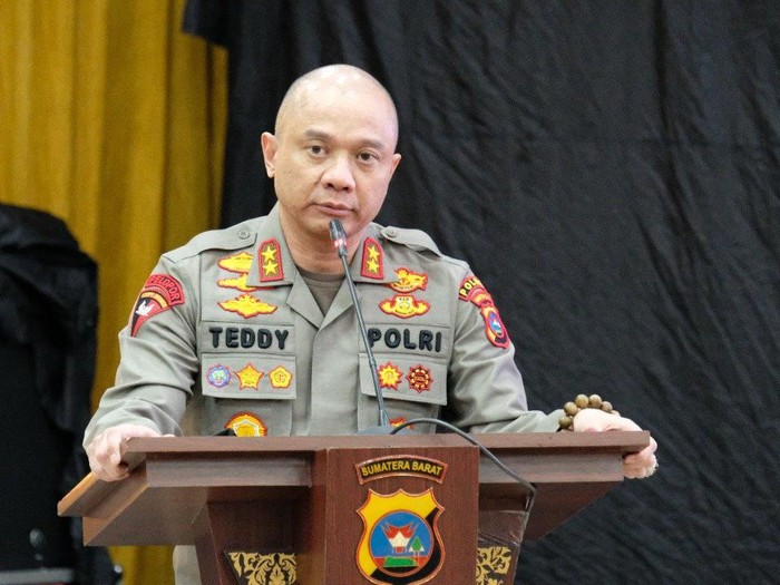 Irjen Teddy Minahasa (Polri.go.id)