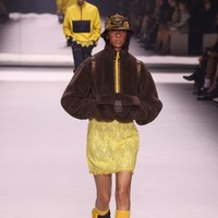 Koleksi terbaru Fendi Spring/Summer 2023 di Milan Fashion Week. Foto: Taylor Hill/Getty Images.