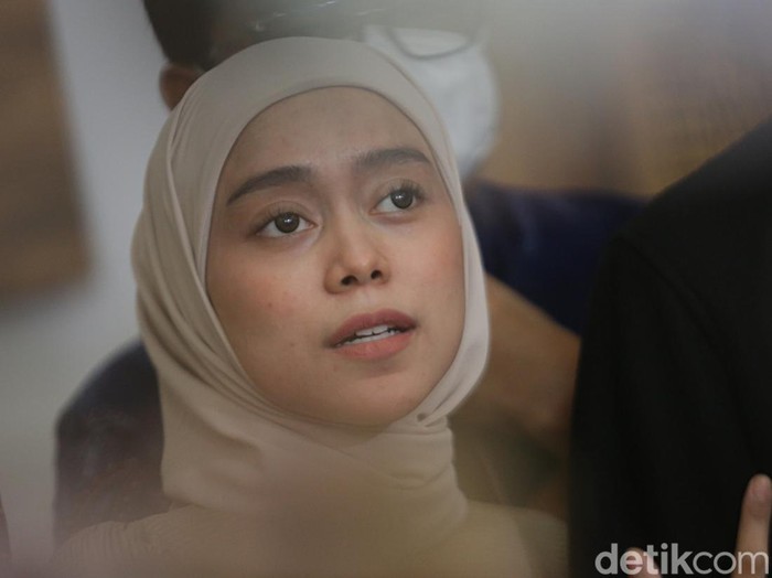 Lesti Kejora saat ditemui di Polres Jakarta Selatan.