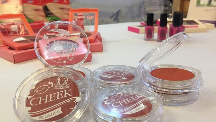 Terlanjur Beli dan Pakai Kosmetik Berbahan Karsinogen? Begini Saran BPOM RI