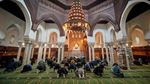 Potret Cantik dan Megahnya Masjid Agung Paris, Bikin Betah Ibadah