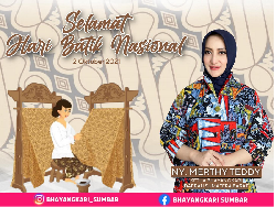 Sebelum ditangkap terkait kasus narkoba, Irjen Teddy Minahasa menjabat sebagai Kapolda Sumatera Barat (Sumbar). Foto Irjen Teddy dan istrinya, Merthy Teddy Minahasa pun kerap terpampang di akun media sosial Polda Sumbar. Foto: Dok. Instagram bhayangkari_sumbar, humaspoldasumbar