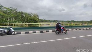 Penampakan Motor Misterius Ditinggal Pemiliknya di Jembatan Srandakan