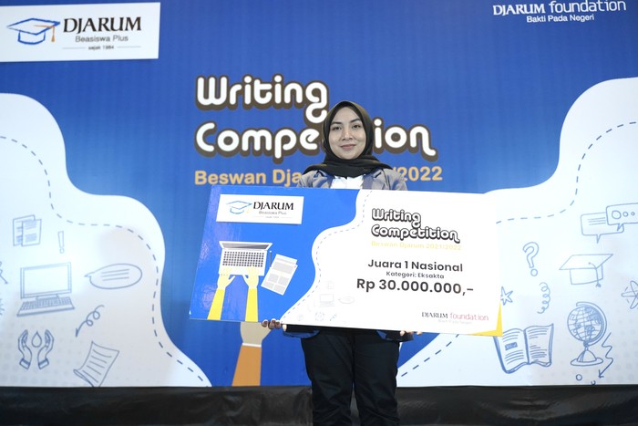 Najla Rasikha Putri Harza, mahasiswa ITS penggagas oksimeter janin non-invasif Fetox untuk turunkan angka kematian bayi karena birth asphyxia.