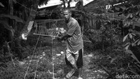 Hasil benang buatan Supandi ini sudah dikirim hingga ke Papua. Biasanya dalam sehari ia bisa membuat 25-50 kilogram benang.