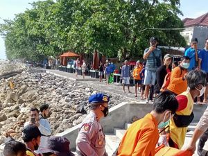 Mayat Perempuan Mengambang di Pantai Sanur Ditemukan Masih Berhelm