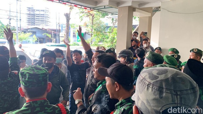 Ricuh di Kantor DPW PPP Jatim, di Surabaya.