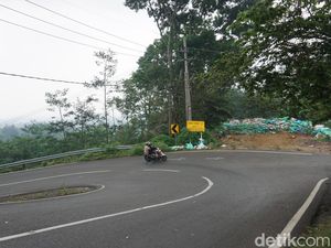 Ngeri! Ada Jalanan Rusak Diaspal Mulus, tapi Malah Bikin Celaka Banyak Pengendara