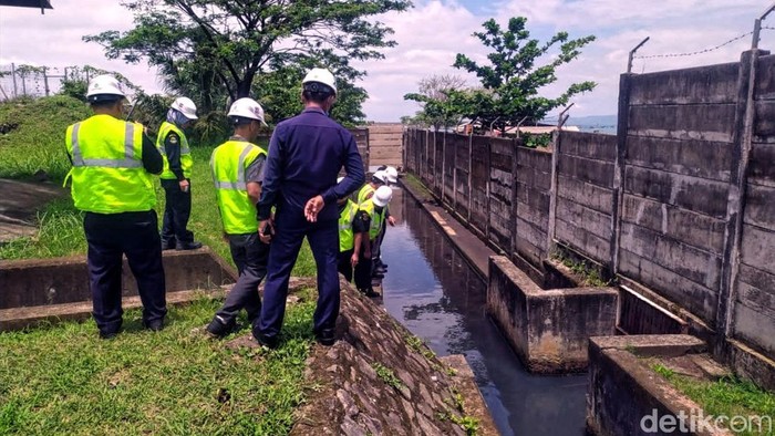 Sidak ke PLTU 2 Jabar Palabuhanratu.