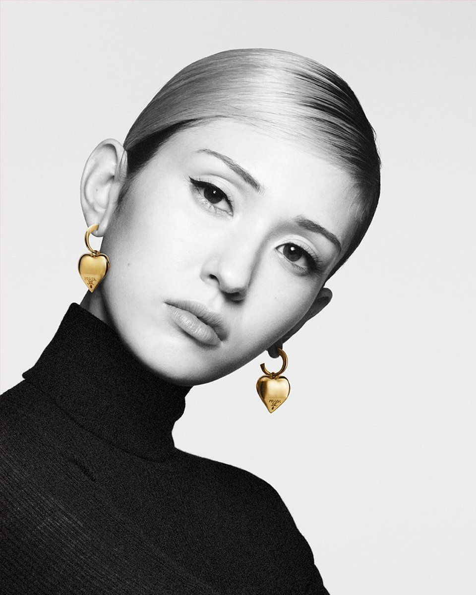 Somi didapuk menjadi brand ambassador Prada Somi didapuk menjadi brand ambassador Prada