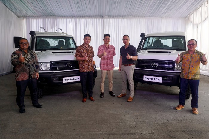 Toyota Land Cruiser jadi kendaraan operasional Freeport Toyota Land Cruiser jadi kendaraan operasional Freeport.