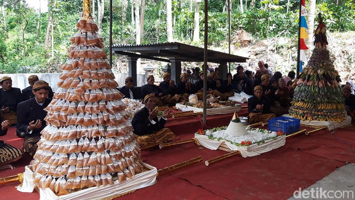 Tradisi Kenduren Udan Dawet di Desa Banyuanyar, Kecamatan Ampel, Kabupaten Boyolali, Jumat (14/10/2022).