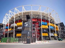 Unik! Stadion di Qatar Ini Dibangun dari Ratusan Peti Kemas Bekas