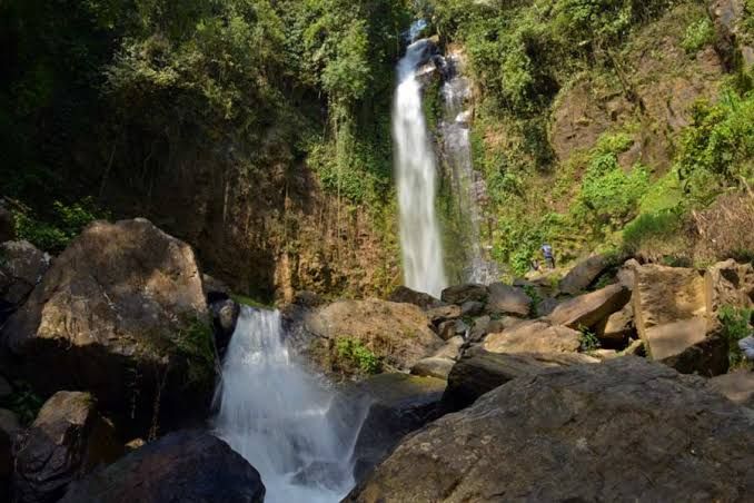 Air Terjun Lembah Pelangi di Kabupaten Tanggamus