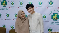 Anisa Rahma dan Dito dikaruniai anak kembar berjenis kelamin perempuan setelah menunggu selama 4 tahun lamanya.  Foto: Noel/detikHOT