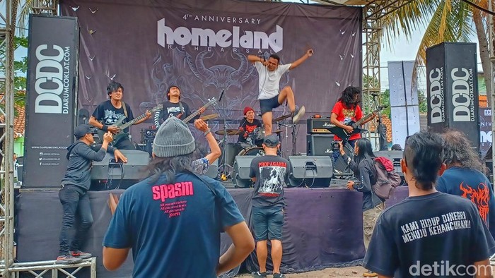 Aniversary Homeland.