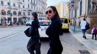 Aura Kasih menyebut begitu mencintai Milan. Foto: Instagram Aura Kasih