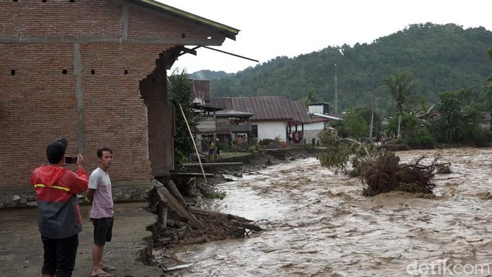 Banjir Polman