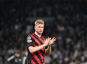Saran Carragher buat Liverpool: Fokus ke De Bruyne, Bukan Haaland!