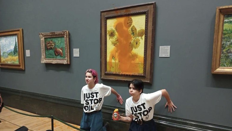 Lukisan Van Gogh di London Dilempar Kaleng Sup Tomat Lukisan Van Gogh di London Dilempar Kaleng Sup Tomat