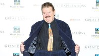 Aktor Robbie Coltrane saat menghadiri pemutaran perdana film Charles Dickens di New York, pada November 2013.  Foto: WireImage/Paul Zimmerman
