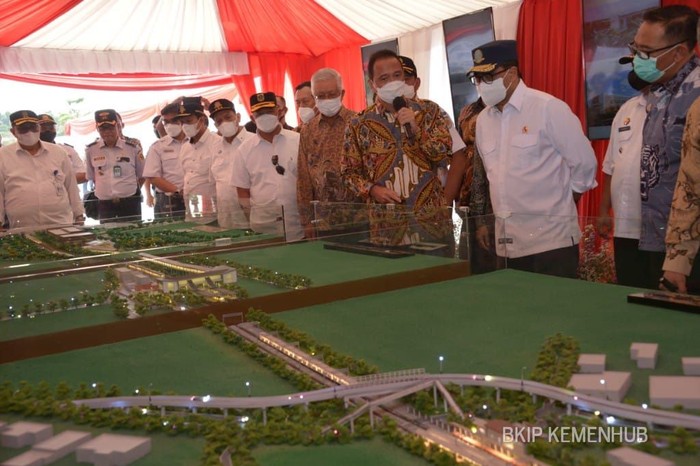 Menhub Puji Kolaborasi Pembangunan Stasiun Tigaraksa & Flyover Tenjo
