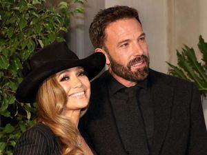 Jadi Istri Ben Affleck, Jennifer Lopez Makin Akrab dengan Jennifer Garner