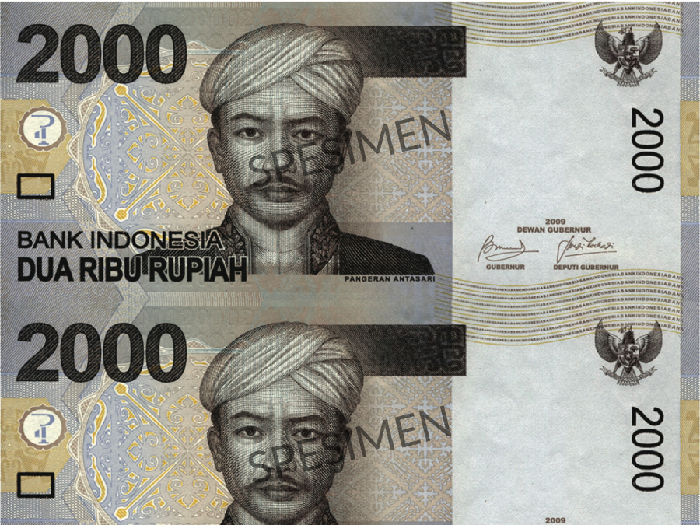 Penampakan uang rupiah bersambung Penampakan uang rupiah bersambung