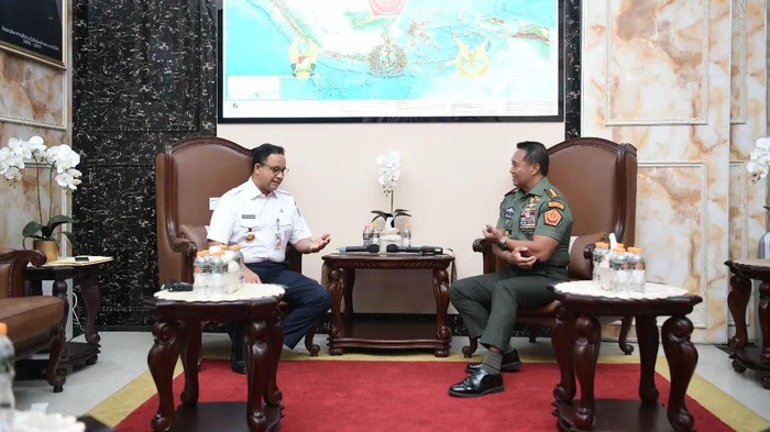 Pertemuan Anies Baswedan dan Panglima TNI Jenderal Andika Perkasa Pertemuan Anies Baswedan dan Panglima TNI Jenderal Andika Perkasa