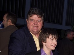 Foto: Mengenang Robbie Hagrid Coltrane, Penghibur Keluarga Harry Potter