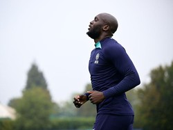 Romelu Lukaku juga masih berjuang pulih dari cedera fleksornya. Striker Belgia itu juga diragukan berlaga ke Qatar, di mana Rode Duivels tergabung di Grup F. (Foto: Mattia Ozbot - Inter/Inter via Getty Images)