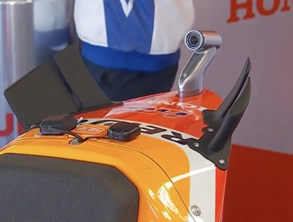 Winglet Stegosaurus di Motor Marquez.