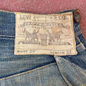 Jeans Berusia 140 Tahun Dijual Rp 1,3 Miliar, Seperti Ini Bentuknya