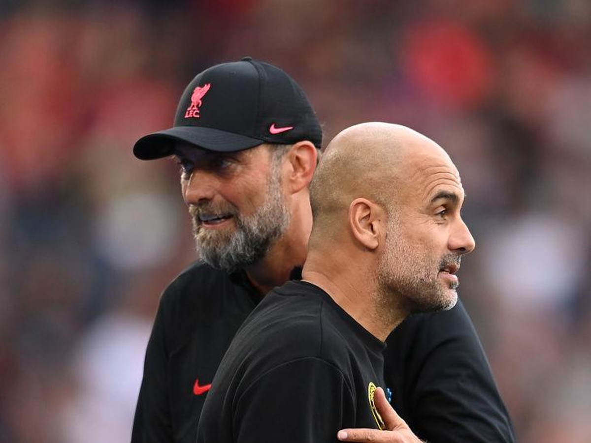 Juergen Klopp menyebut Pep Guardiola luar biasa. (Foto: The FA via Getty Images/Michael Regan - The FA
