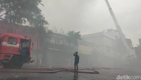 kebakaran akhirnya dapat dikuasai setelah api pokok dipadamkan  (Foto: Deny Prastyo Utomo)