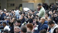 Berdasarkan perjanjian tersebut, Masjid Pusat Köln akan diizinkan untuk mengumandangkan satu kali azan melalui pengeras suara hingga lima menit pada hari Jumat, antara siang hingga pukul 15 waktu setempat. Volume tidak boleh melebihi 60 desibel.