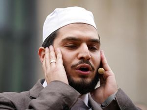 Sebelum Ada Azan, Begini Cara Muslim Awal Berkumpul Salat