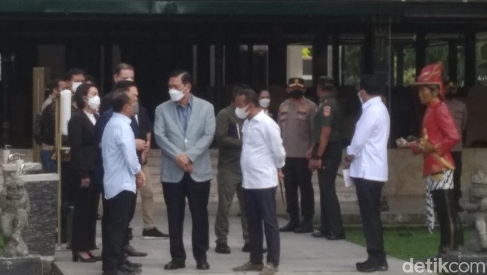 Presiden Jokowi di Royal Ambarrukmo, Sleman, Minggu (16/10/2022).