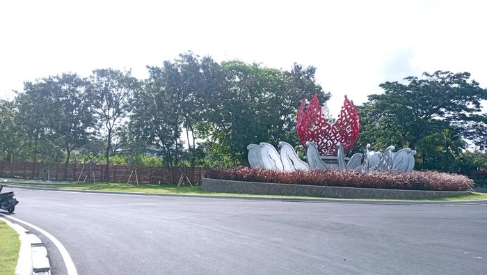 Showcase hutan bakau (mangrove) untuk Konferensi Tingkat Tinggi (KTT) G20 di Taman Hutan Raya (Tahura) Ngurah Rai, Denpasar, Bali. Showcase hutan bakau (mangrove) untuk Konferensi Tingkat Tinggi (KTT) G20 di Taman Hutan Raya (Tahura) Ngurah Rai, Denpasar, Bali.