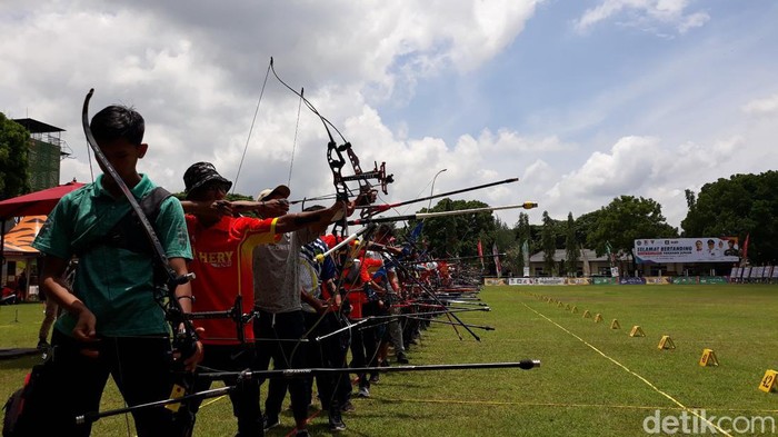 Suasana Kejurnas Panahan Junior 2022 di Lapangan Sapta Marga Batalyon Infanteri Mekanis 403 DIY, Minggu (16/10/2022).