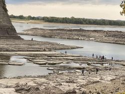 Terpopuler: Keringnya Sungai Terpanjang di Dunia-Teddy Minahasa Tajir Melintir