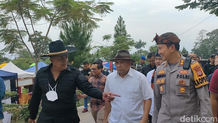 Teten Masduki saat berkunjung ke Garut.
