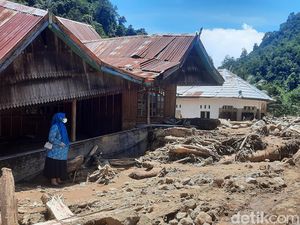 10 Dusun di Mamuju Sudah Sepekan Terisolir gegara Longsor-Listrik Padam
