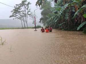 Satu Dusun di Sitiarjo Malang Terisolir Dampak Banjir Setinggi 2 Meter