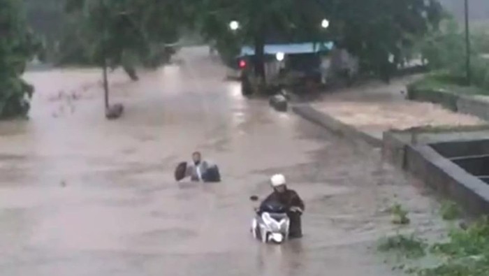 Banjir Blitar